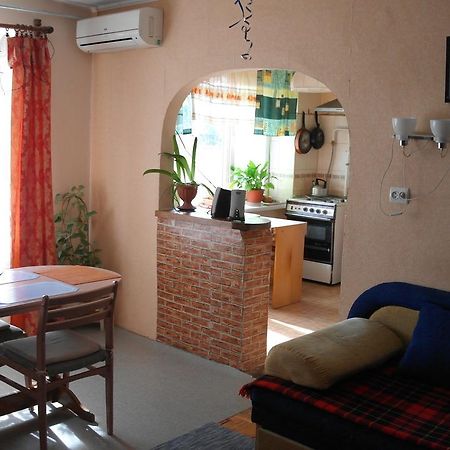 Apartment On Korjatovich 6A Berehove  Buitenkant foto